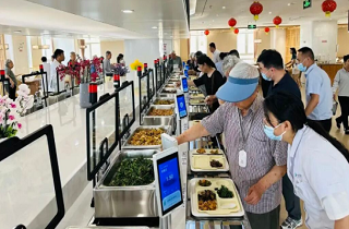 如何让父母的晚年吃得更健康？燕达科学膳食方案，让营养与美味都不缺席